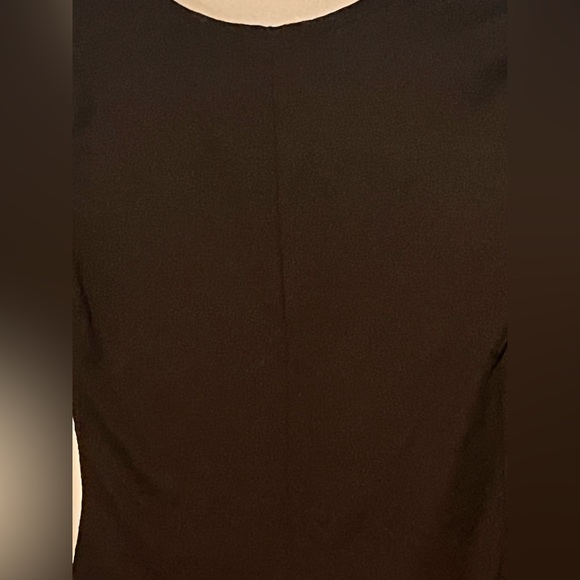 Small dark burgundy/black coloured fitted dress with 3/4 length sleeve - Picture 3 of 5